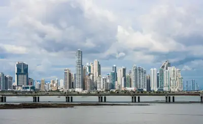 ¿Tiene una sociedad en Panamá?